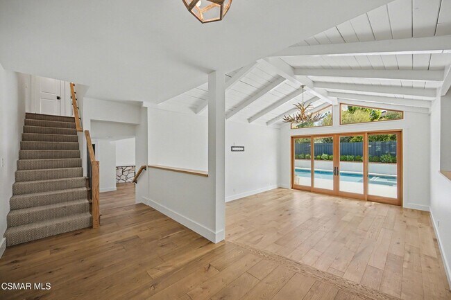 Building Photo - 1292 Brookview Ave