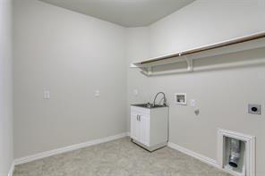 Building Photo - 4016 Cherokee Dr
