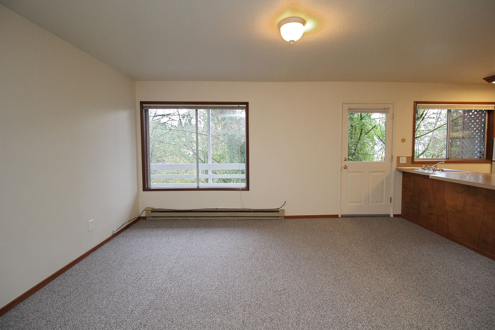 Building Photo - 1001 SW Woods St