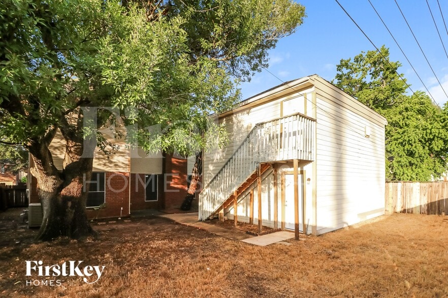 Building Photo - 1443 Autumn Dawn Ct