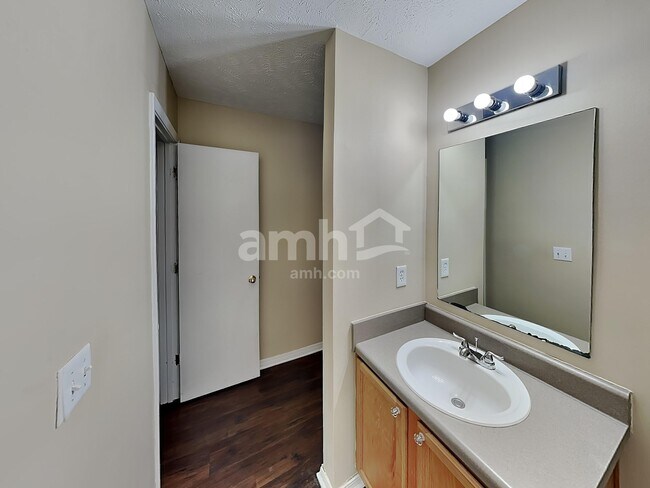 Building Photo - 2672 New Port Royal Rd