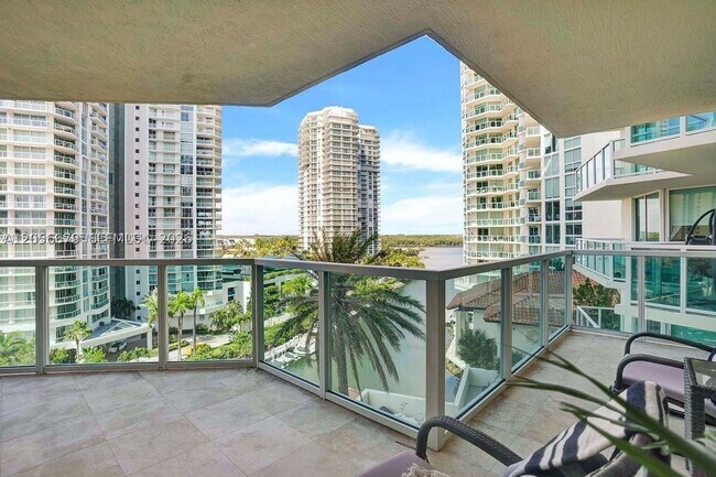 Building Photo - 150 Sunny Isles Blvd