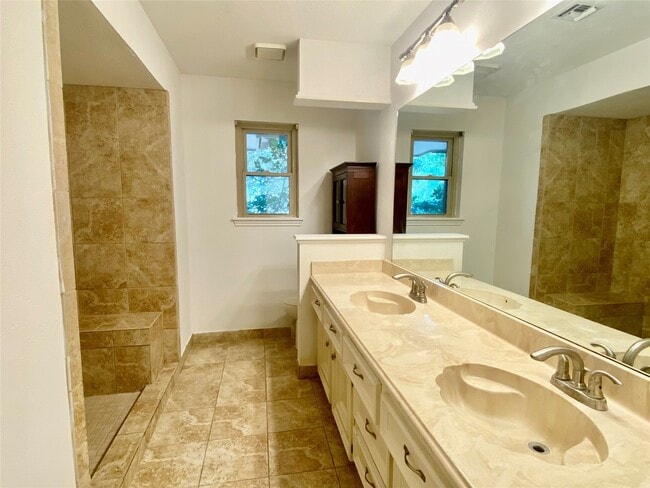 Building Photo - 14216 Horseshoe Bend