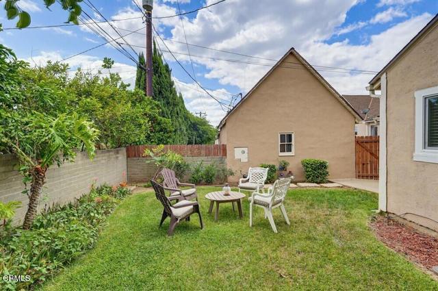 Building Photo - 1608 N Grand Oaks Ave