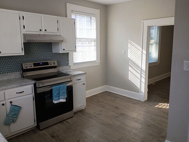 Building Photo - 1137-1139 Paxton St.