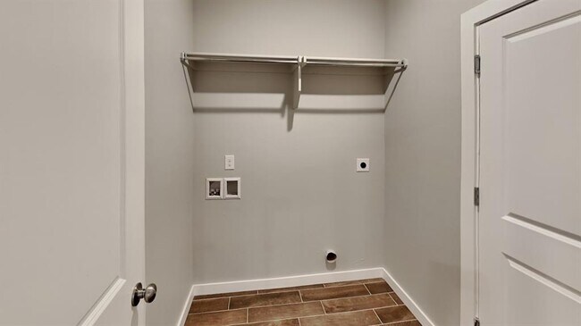Building Photo - 12432 Armstrong Dr