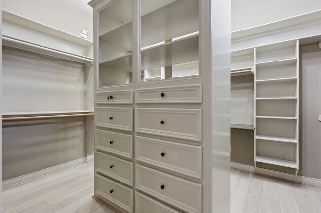Building Photo - 6915 Sandwedge Point Ct