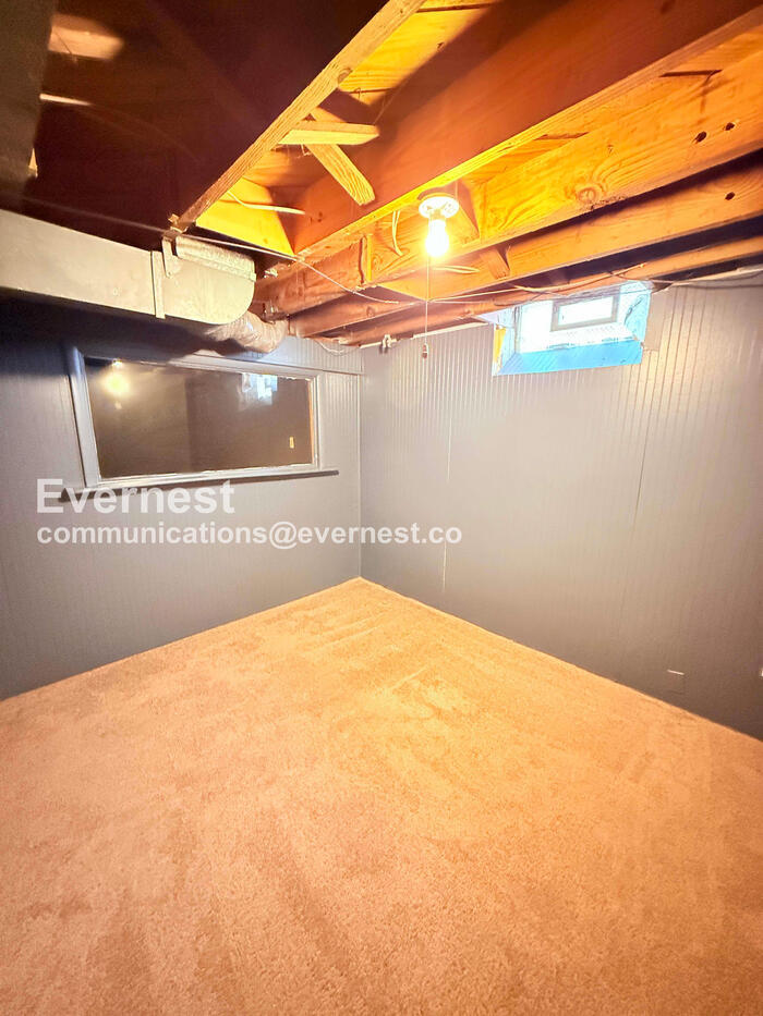 Building Photo - 19908 Heyden St