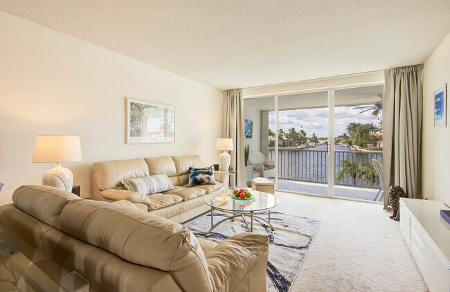 Building Photo - 3100 S Ocean Blvd