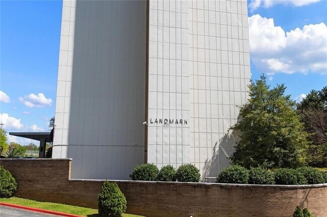 Building Photo - 215 Piedmont Ave NE