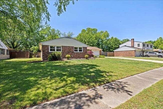 Building Photo - 4783 Rosecroft St