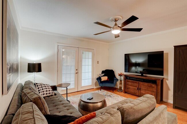 Building Photo - 7920 Rockwood Ln