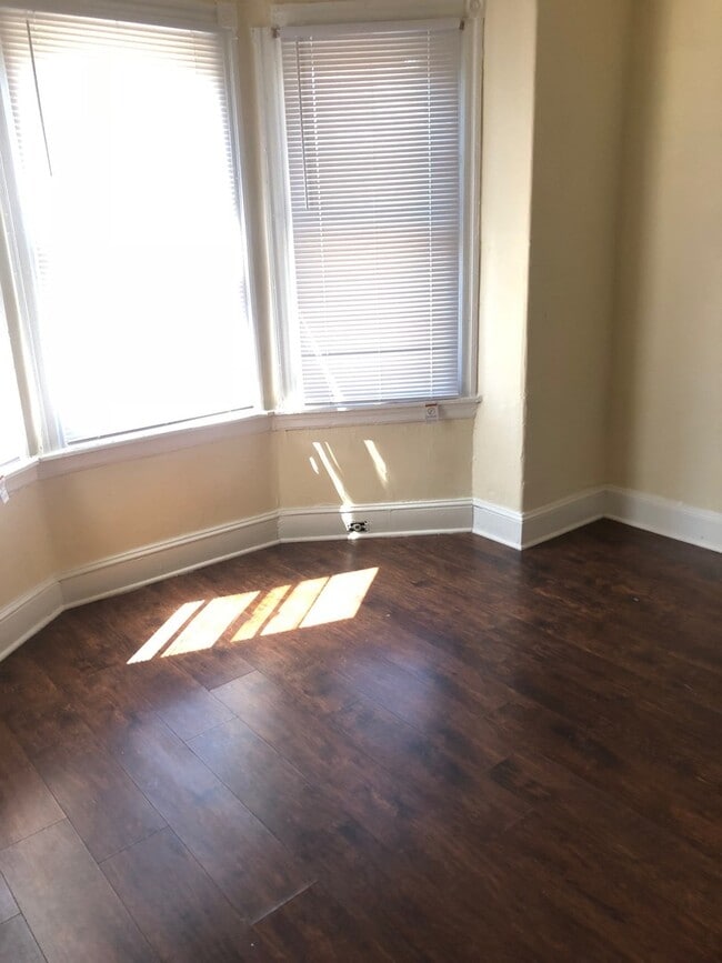 Building Photo - Brand New 2 Bedroom Home in Kensington — Fully Renovated with Private Backyard!