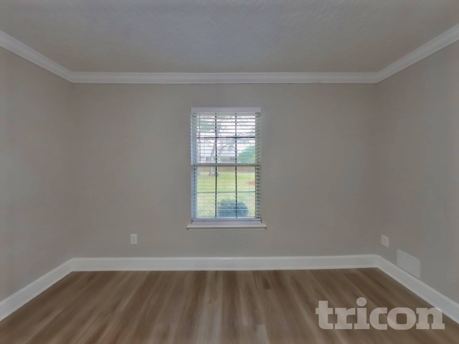 Building Photo - 1137 Hideaway Dr N