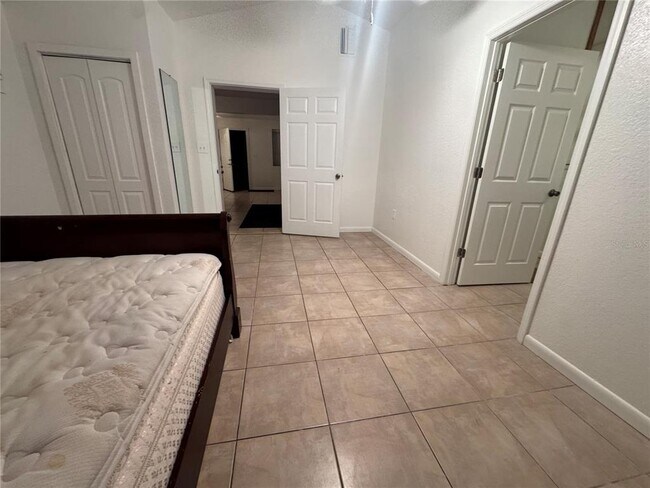 Building Photo - 1031 Mohawk St