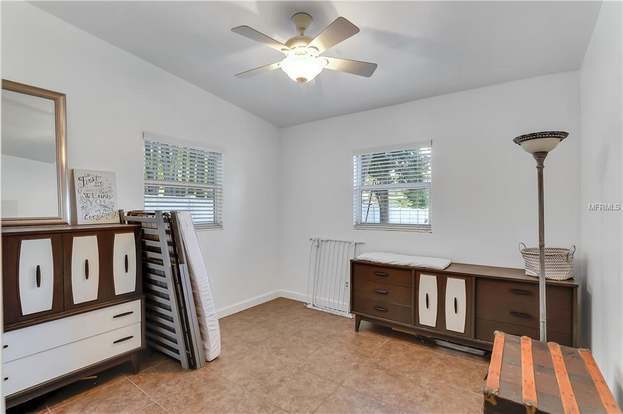 Building Photo - 2957 Rouen Ave
