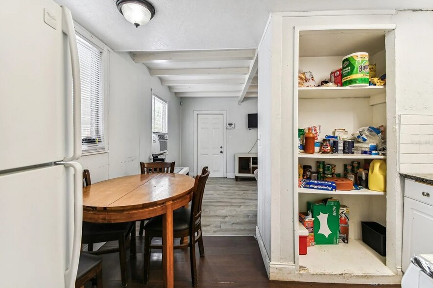 Building Photo - 1414 17th St W