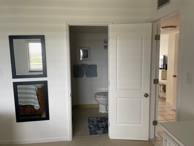 Bathroom - 4501 S Atlantic Ave