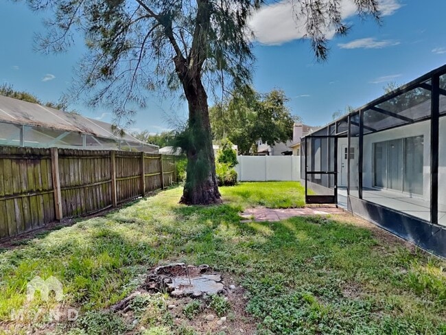Building Photo - 11211 Sailbrooke Dr