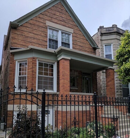 Exterior - 1628 N Central Park Ave