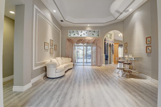Building Photo - 11595 Pamplona Blvd