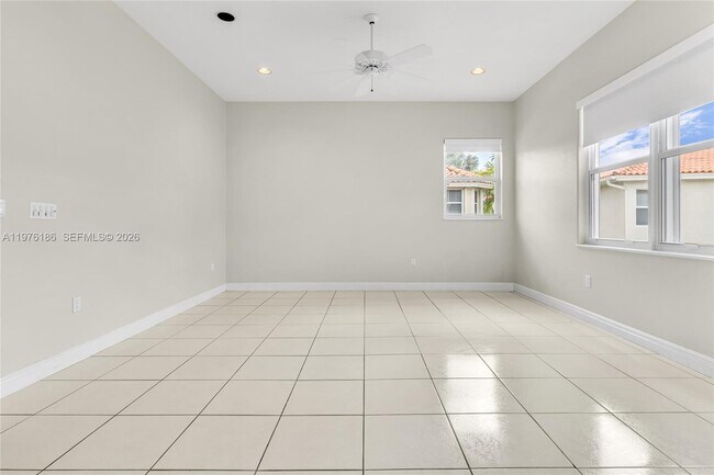 Building Photo - 1547 Mariner Way
