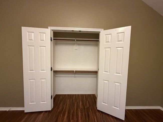 Building Photo - 7012 Bernadine St