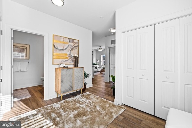 Building Photo - 255 Cambridge Blvd