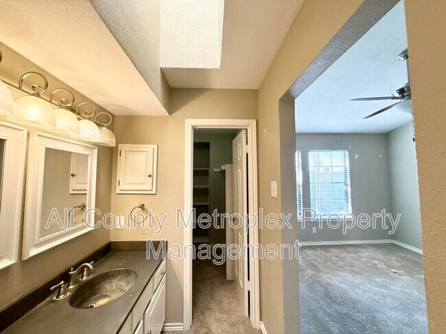 Building Photo - 3635 Garden Brook Dr