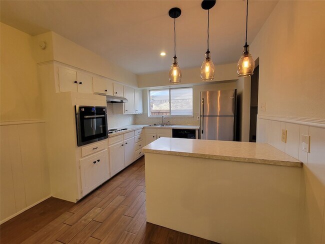 Building Photo - 1518 Carroll Dr