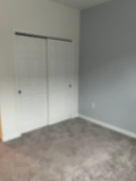 Building Photo - 1658 Blue Lagoon Cir