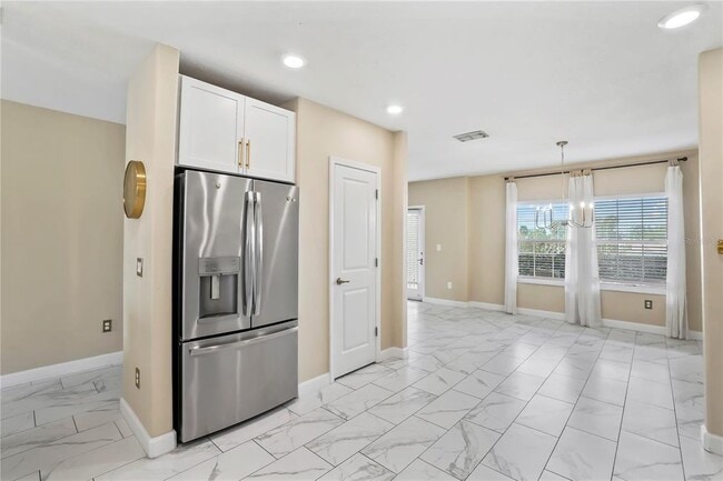 Building Photo - 717 N Rome Ave