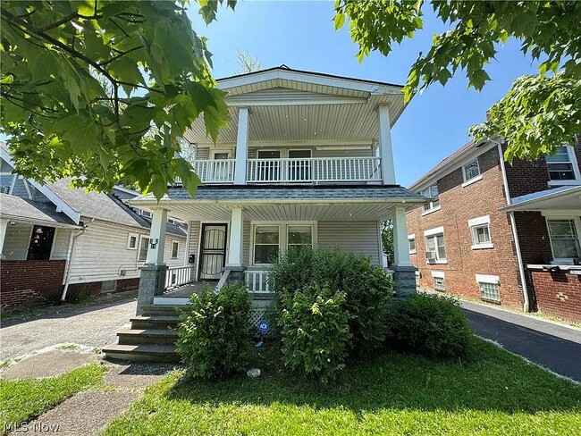 Building Photo - 13214 Svec Ave