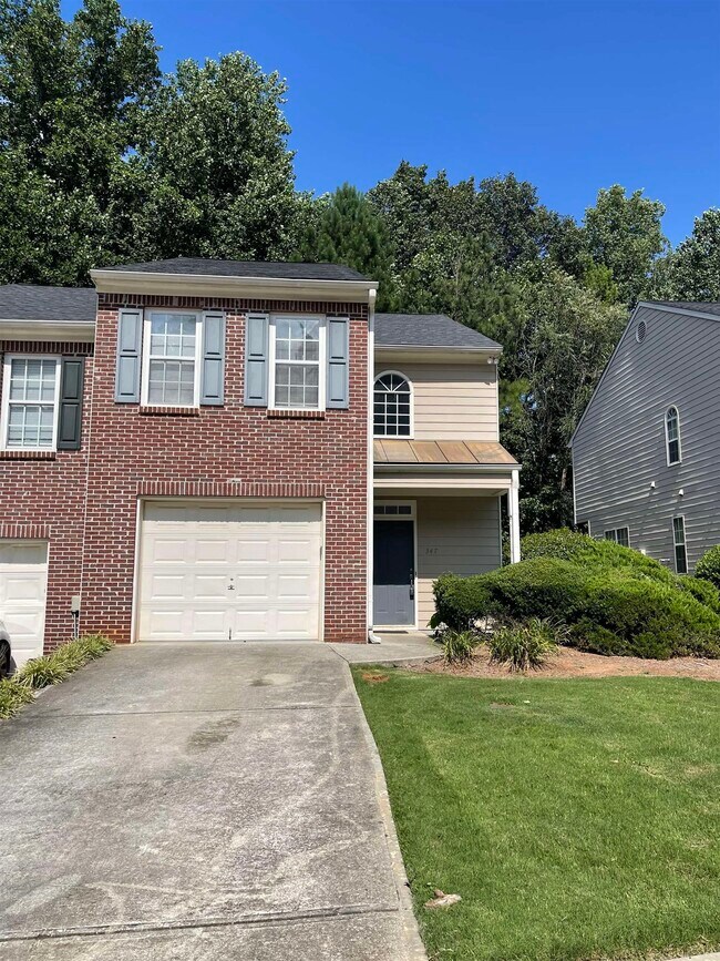 Primary Photo - 347 Parkview Manor Dr