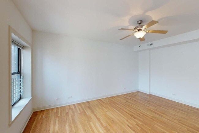 Floorplan - 5400-5408 S. Ingleside Avenue