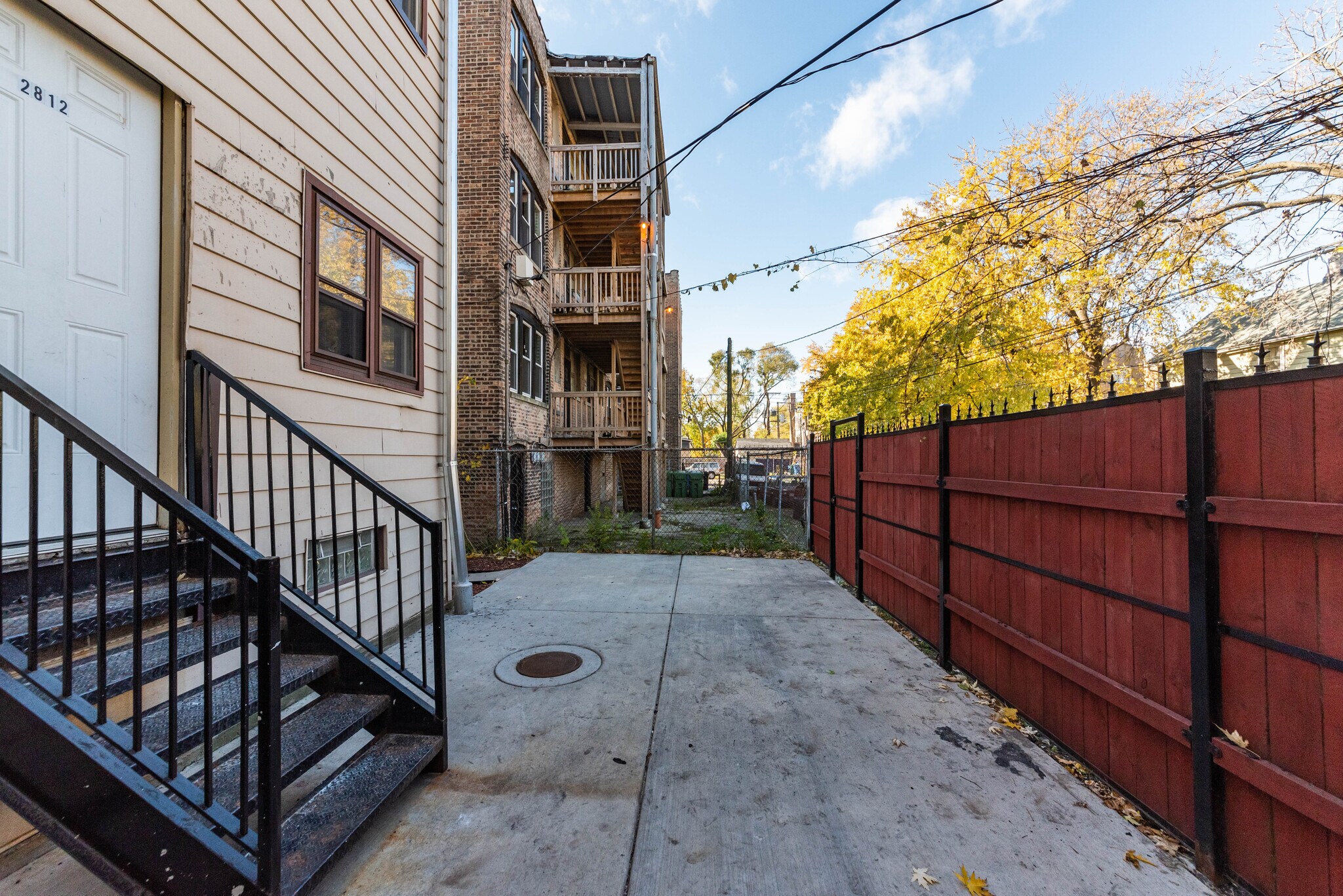 Building Photo - 2812 E 76th St