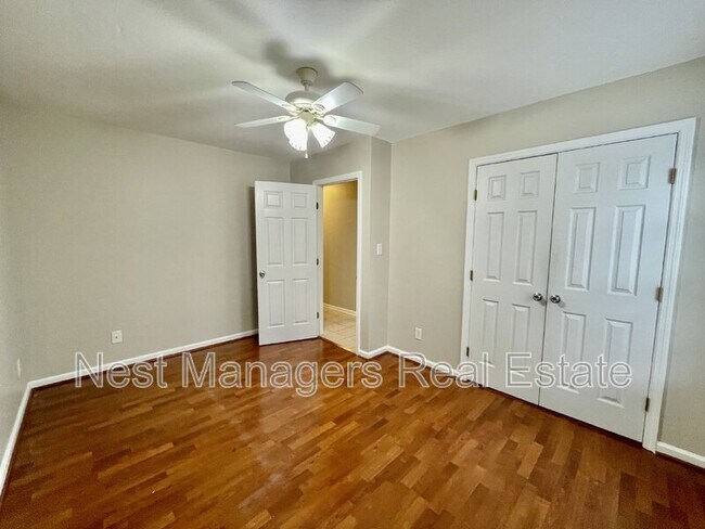 Building Photo - 490 Greywalls Ct