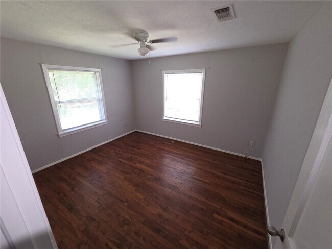 Building Photo - 3723 Odin Ct