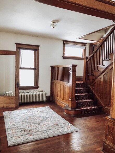 Building Photo - 1882 Loras Blvd