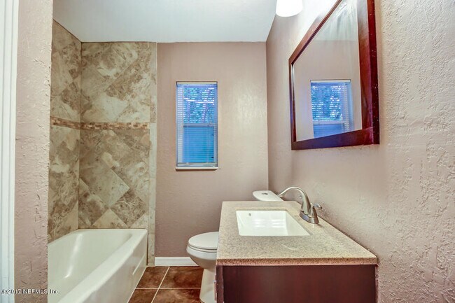 Building Photo - 6255 Randia Dr