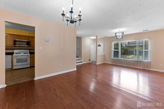 Building Photo - 36 Sassafras Ct