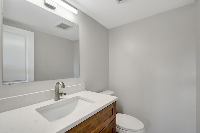 Building Photo - 300 Waterway Dr S