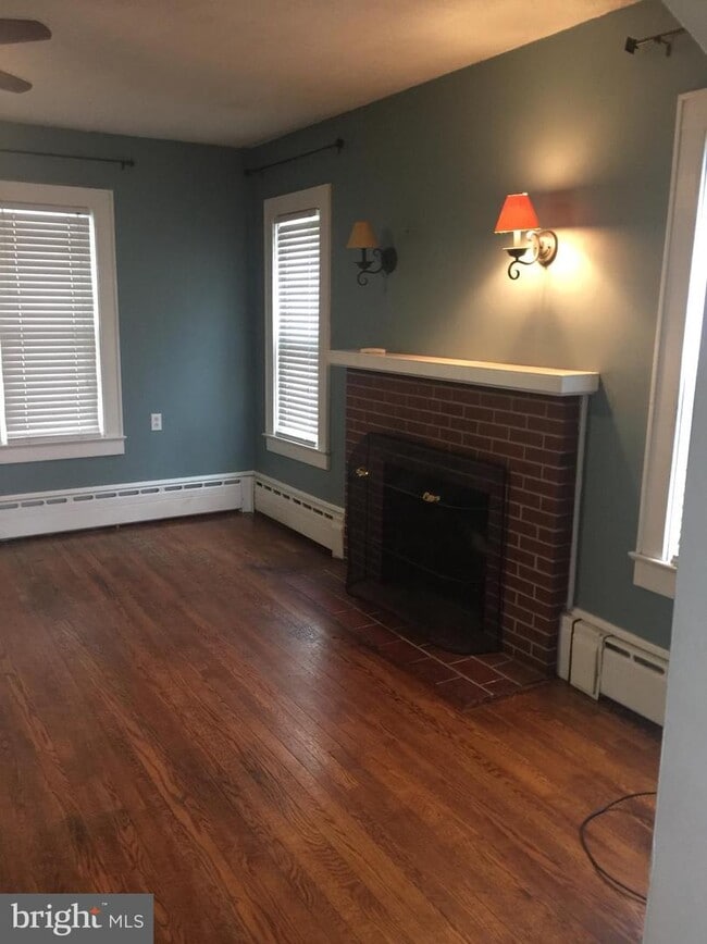 Building Photo - 308 Bellview Ave