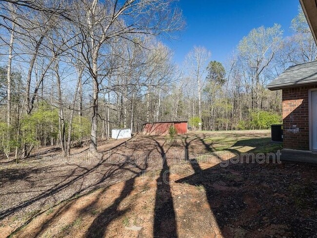 Building Photo - 151-153 Massey Lane