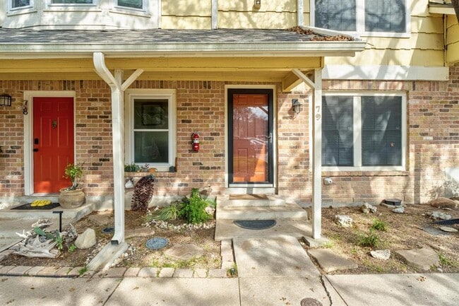 Building Photo - 11901 Swearingen Dr