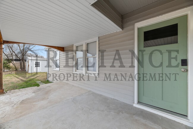 Building Photo - 119 Harrison St