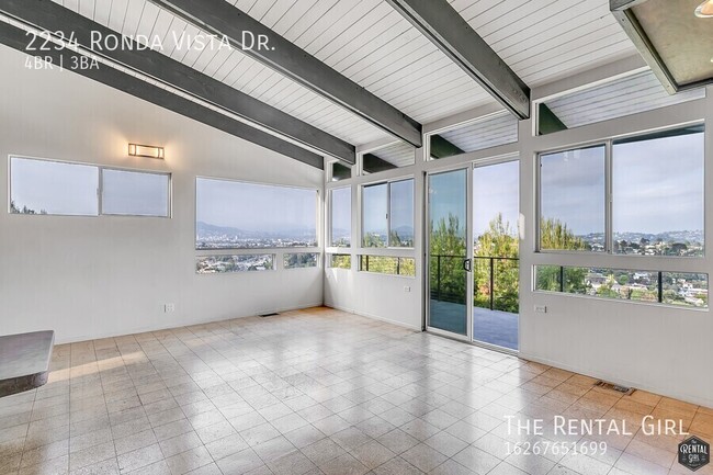 Building Photo - 2234 Ronda Vista Dr
