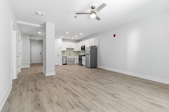 Building Photo - Downtown Gastonia Condo