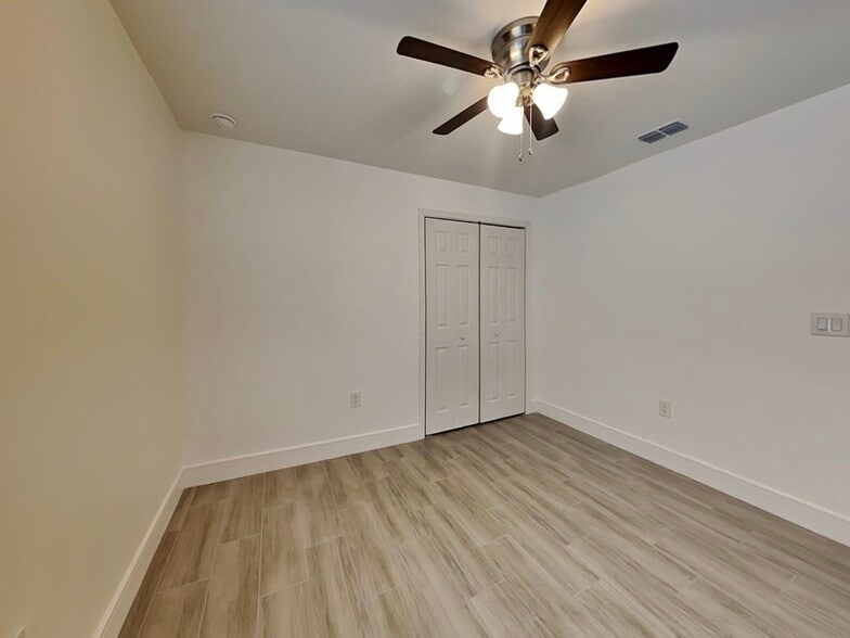 Building Photo - 2188 Hawkins Ave