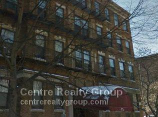 Building Photo - 70 Strathmore Rd